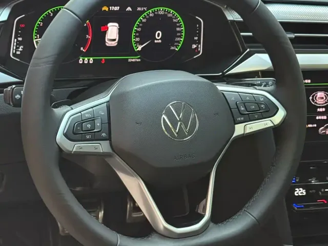 Volkswagen CC — Фото автомобиля 3