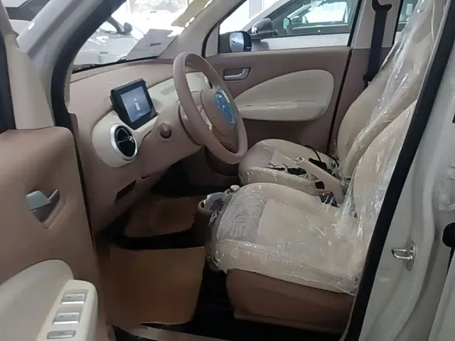 Wuling Hongguang Mini EV — Фото автомобиля 14