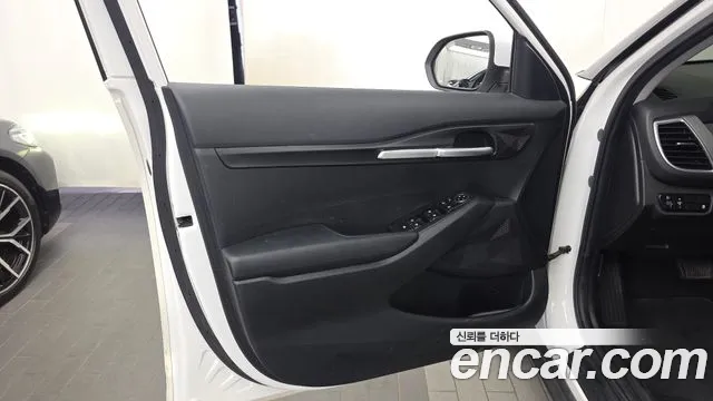Kia Seltos — Фото автомобиля 6