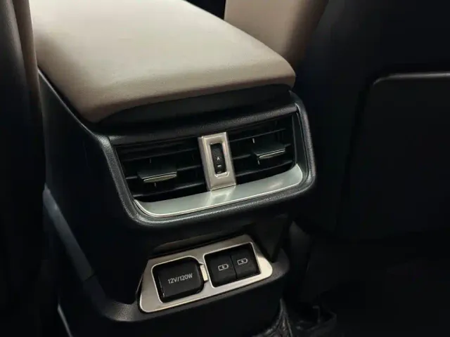 Lexus ES — Фото автомобиля 19