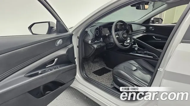 Hyundai Avante — Фото автомобиля 10