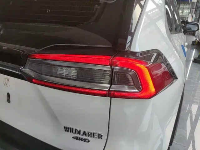 Toyota Wildlander — Фото автомобиля 7