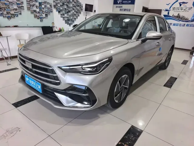 Фотография автомобиля — Geely Galaxy Stellar 6