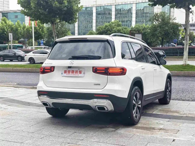 Mercedes-Benz GLB-Class — Фото автомобиля 7