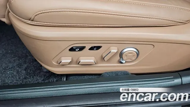 Hyundai Grandeur GN7 — Фото автомобиля 26