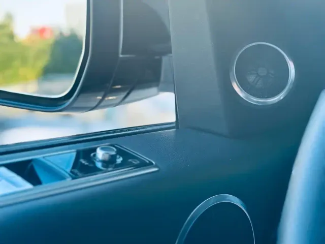 Land Rover Range Rover — Фото автомобиля 9