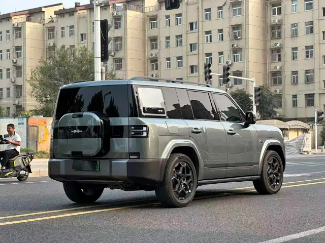 BYD FangChengBao Titanium 7 — Фото автомобиля 12