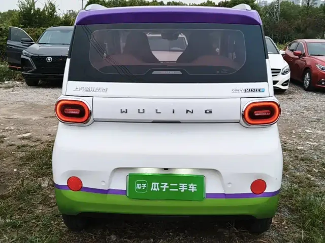 Wuling Hongguang Mini EV — Фото автомобиля 5