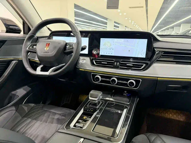 Hongqi HS5 — Фото автомобиля 6