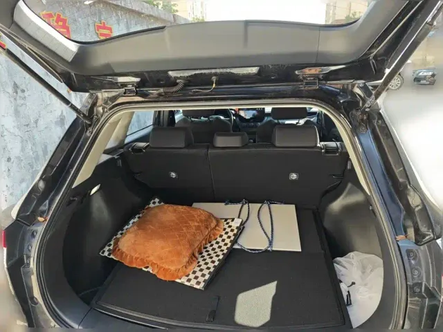 Toyota Corolla Cross — Фото автомобиля 15