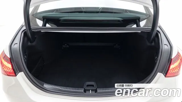 Mercedes-Benz C-Class W206 — Фото автомобиля 10