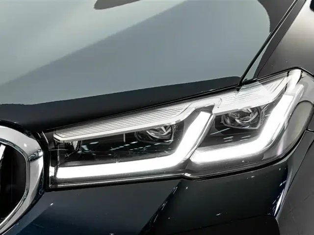 BMW 5 Series — Фото автомобиля 4