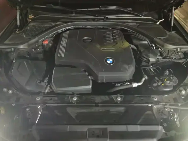 BMW 3 Series — Фото автомобиля 10