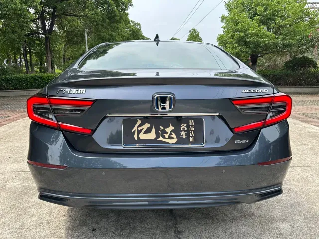 Honda Accord — Фото автомобиля 17
