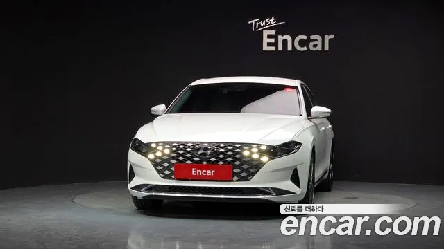 Hyundai Grandeur Новый Grandeur IG — Фото автомобиля 3