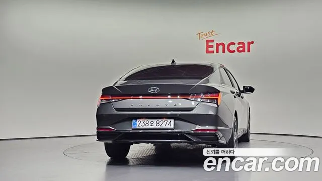 Hyundai Avante CN7 — Фото автомобиля 4