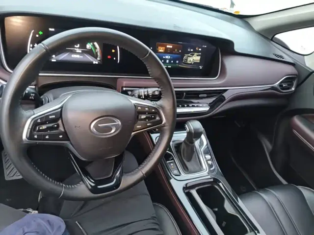 GAC Trumpchi M6 — Фото автомобиля 9