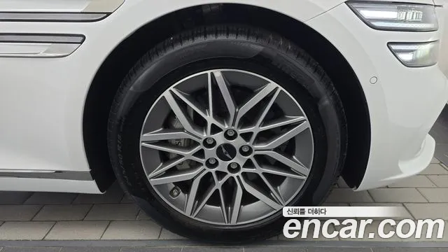 Genesis G80 RG3 — Фото автомобиля 6