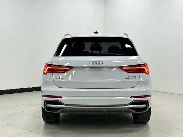 Audi Q3 — Фото автомобиля 5
