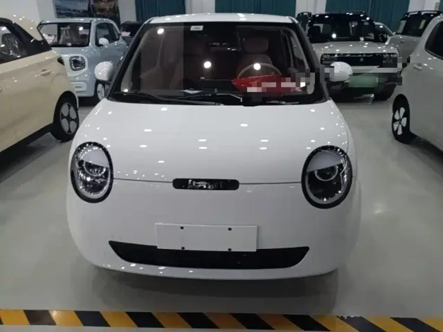 Changan Lumin — Фото автомобиля 2