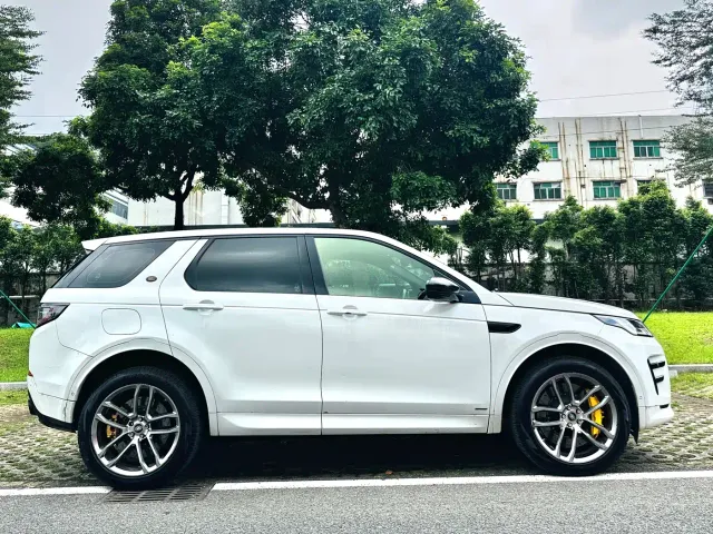 Land Rover Discovery Sport — Фото автомобиля 4