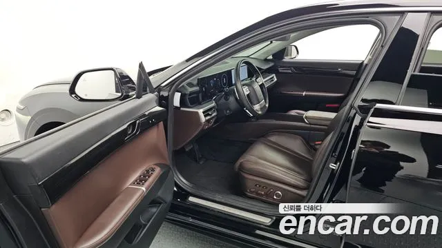 Hyundai Grandeur Grandeur (GN7) 2.5 Бензин 2WD — Фото автомобиля 10