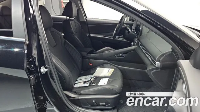 Hyundai AVANTE Новый Avante (CN7) — Фото автомобиля 23
