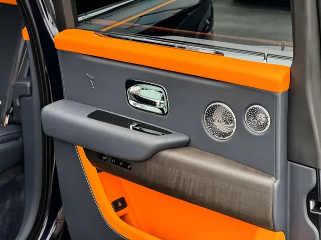 Rolls-Royce Cullinan — Фото автомобиля 20