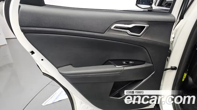 Kia Sportage 5th Gen — Фото автомобиля 14
