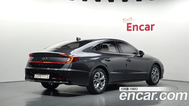 Hyundai Sonata — Фото автомобиля 2