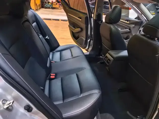 Nissan Teana — Фото автомобиля 7