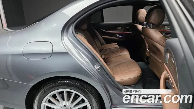 Mercedes-Benz E-Class W213 — Фото автомобиля 18
