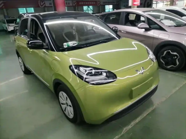 Wuling Bingo — Фото автомобиля 3