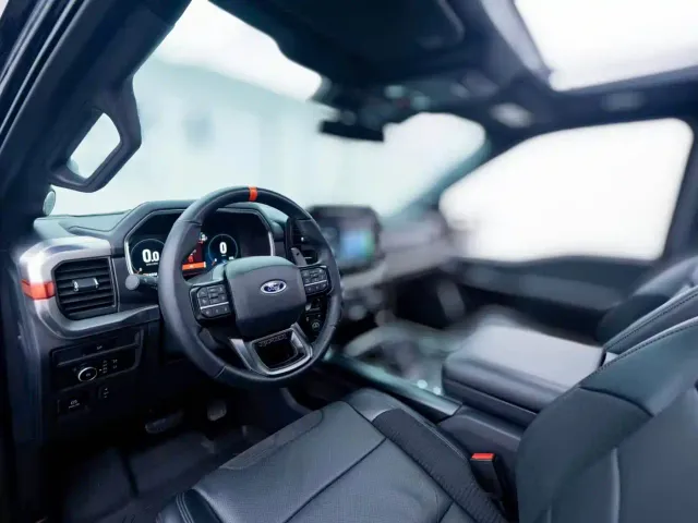 Ford F-150 Raptor — Фото автомобиля 6