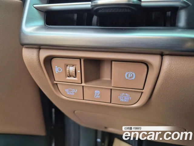 Hyundai Grandeur GN7 — Фото автомобиля 14