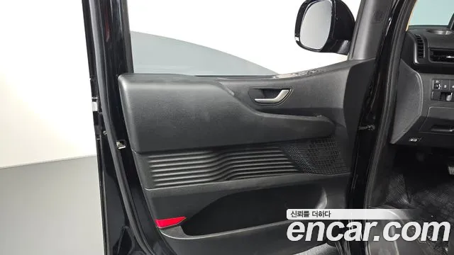 Hyundai Staria Staria Карго 5 мест — Фото автомобиля 25