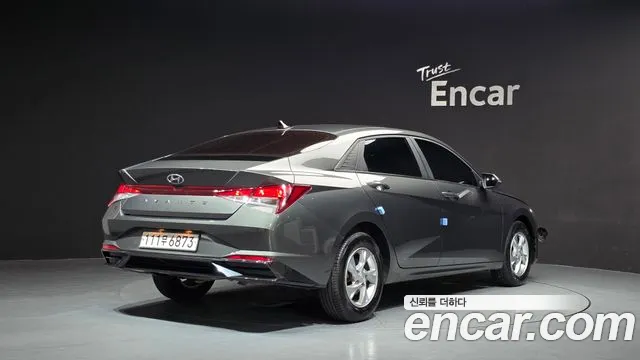 Hyundai Avante CN7 — Фото автомобиля 2