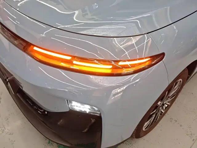 Leapmotor B10 — Фото автомобиля 23
