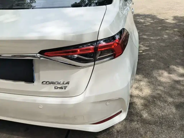 Toyota Corolla — Фото автомобиля 7