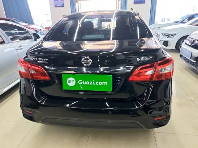 Nissan Sylphy — Фото автомобиля 5