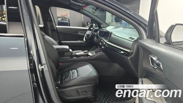 Kia Sportage Бензин 1.6 турбо 2WD — Фото автомобиля 24