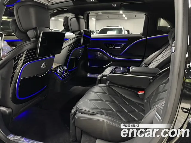 Mercedes-Benz S-Class — Фото автомобиля 13