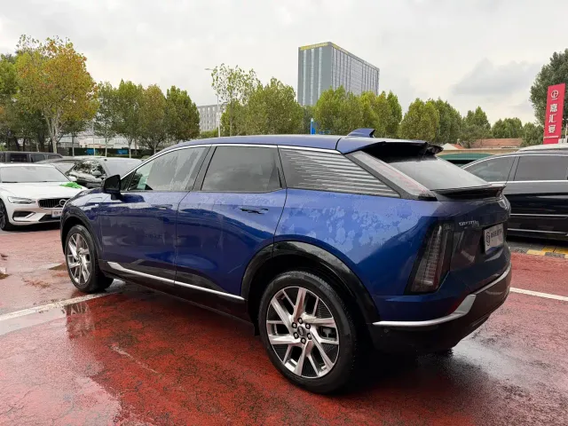 Cadillac Optiq — Фото автомобиля 4