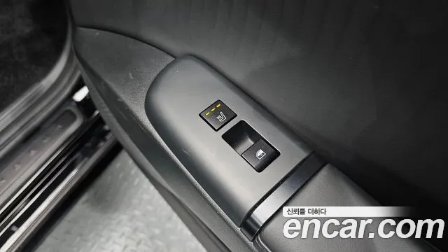 Hyundai Grandeur GN7 — Фото автомобиля 25