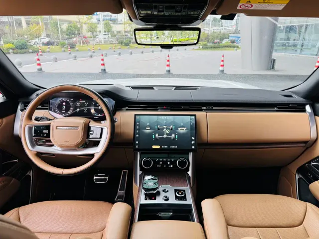 Land Rover Range Rover — Фото автомобиля 18