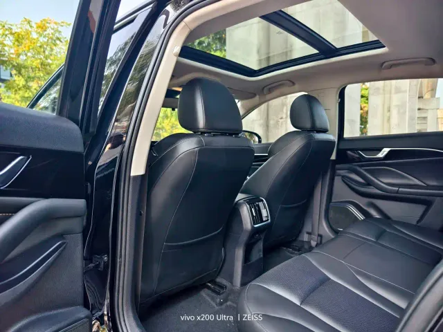 Bestune B70 — Фото автомобиля 5