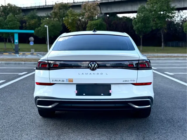 Volkswagen Lamando — Фото автомобиля 5