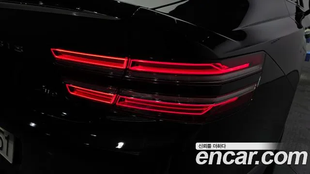 Genesis G80 Бензин 2.5 турбо AWD — Фото автомобиля 23