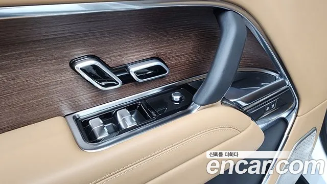 Land Rover Range Rover — Фото автомобиля 30