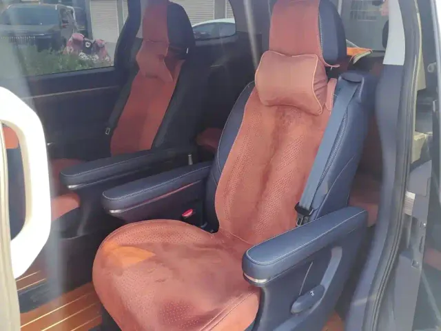 GAC Trumpchi M8 — Фото автомобиля 11
